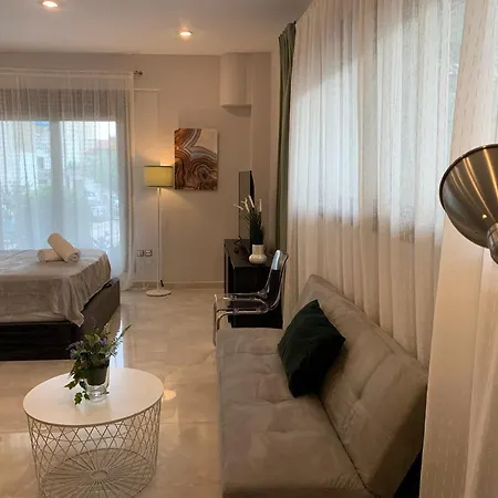 Antony Luxury In Tessalónica